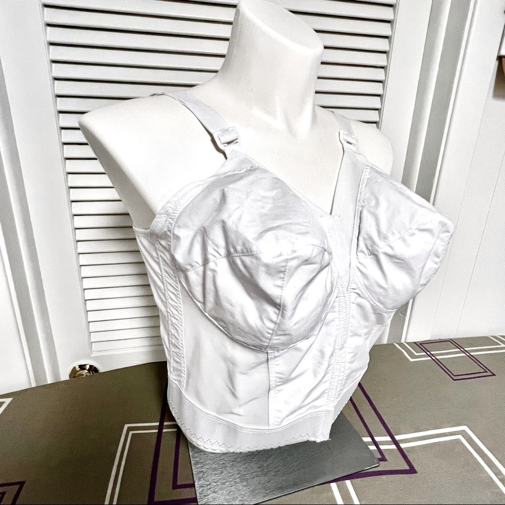 NWOT Exquisite Form Size 46C Long Line Bra